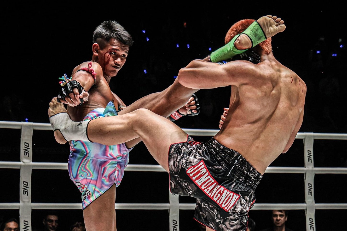 N&P fighter Buakhiao Por Paoin landing a head kick at ONE Lumpinee